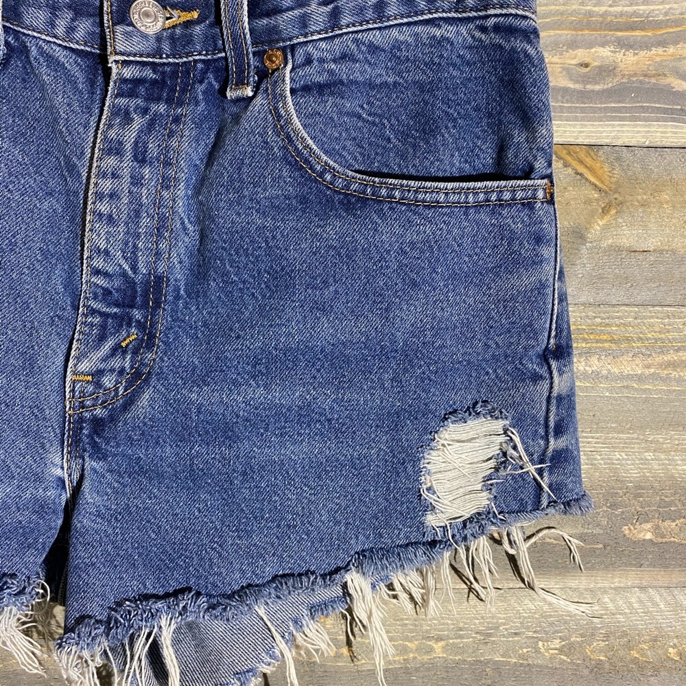 Levi high waist shorts - Picture 3 of 10